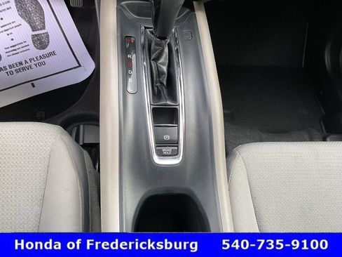 Used 2022 Honda HR-V LX image 36