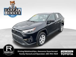 Used 2024 Toyota RAV4 LE video 1