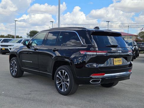 New 2025 Jeep Grand Cherokee Overland w/ Luxury Tech Group IV image 5