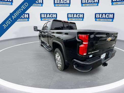 Used 2024 Chevrolet Silverado 2500 High Country w/ High Country Premium Package image 6