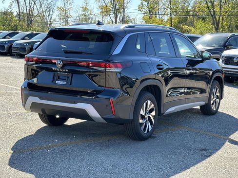 New 2025 Volkswagen Tiguan S image 6