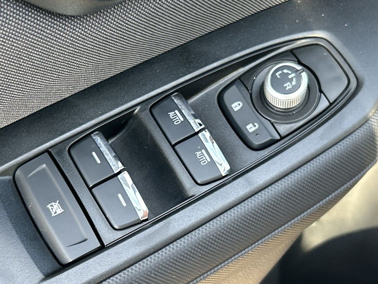 New 2026 Subaru Forester Premium AWD/4WD image 17