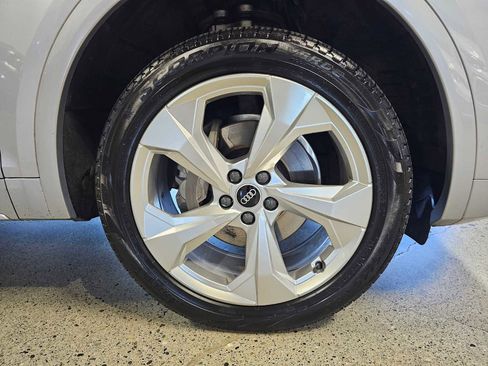 Used 2022 Audi Q5 2.0T Premium Plus image 9