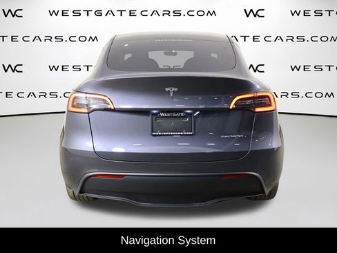 Used 2023 Tesla Model Y Long Range AWD/4WD image 4