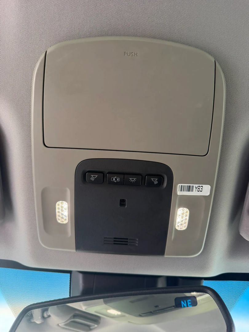 Used 2018 Toyota Camry XLE FWD image 27