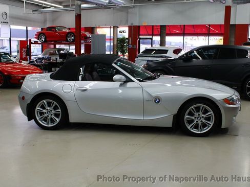 Used 2004 BMW Z4 3.0i image 41