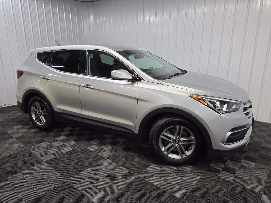 Used 2018 Hyundai Santa Fe Sport FWD image 1
