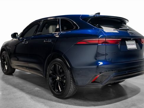 Used 2025 Jaguar F-PACE R-Dynamic S image 15