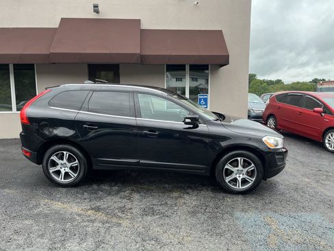 Used 2012 Volvo XC60 T6 AWD/4WD image 4