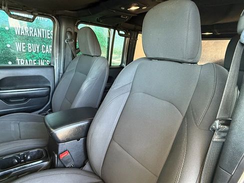 Used 2018 Jeep Wrangler Unlimited Sport S image 26