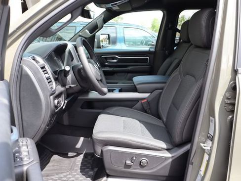 Used 2026 RAM 1500 Big Horn AWD/4WD image 9