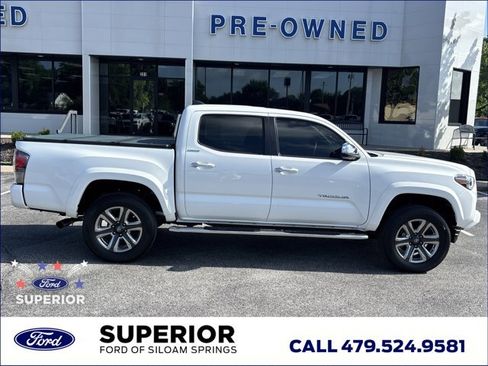 Used 2019 Toyota Tacoma Limited AWD/4WD image 2