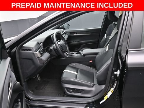 Certified 2025 Toyota Camry SE FWD image 9