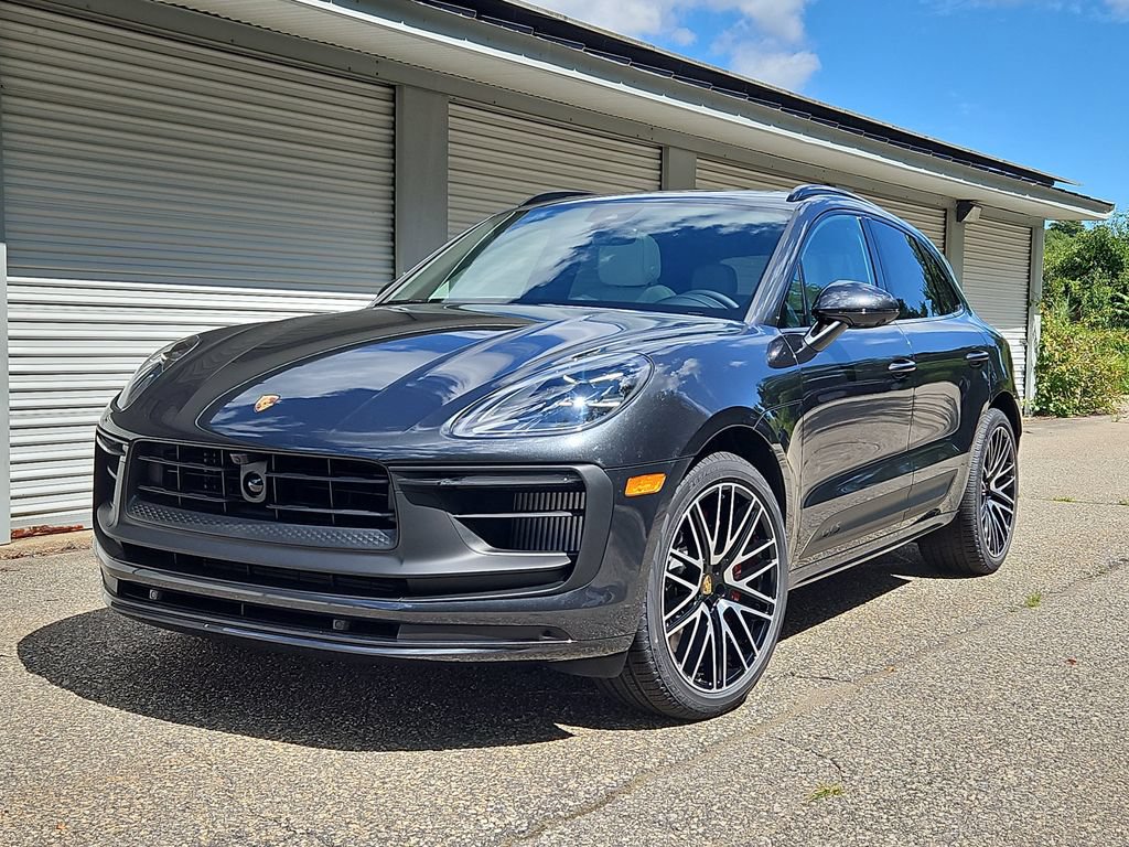 New 2026 Porsche Macan GTS AWD/4WD image 1