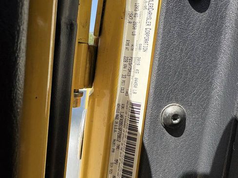 Used 2006 Jeep Wrangler X AWD/4WD image 91