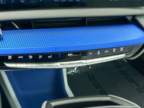 Certified 2025 Cadillac Optiq Luxury 1 image 27