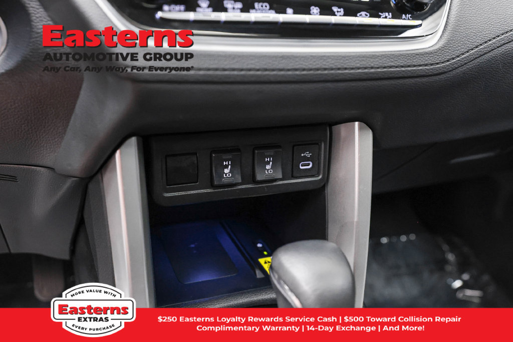 Used 2023 Toyota Corolla Cross XLE w/ Convenience Package AWD/4WD image 23