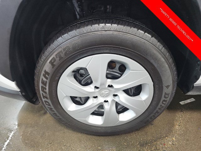 Certified 2025 Toyota RAV4 LE AWD/4WD image 10