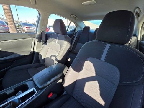 Used 2024 Nissan Sentra SV image 11