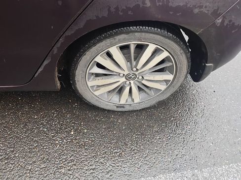 Used 2015 Honda Fit EX image 8