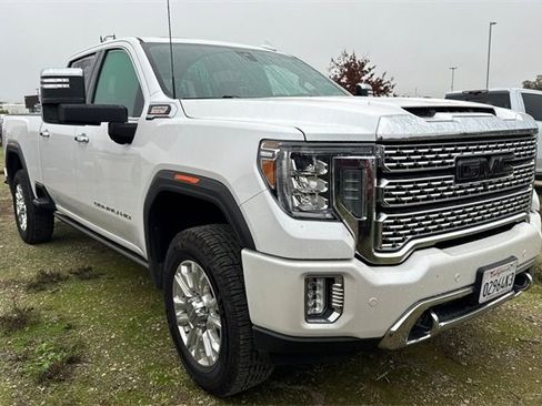 Used 2022 GMC Sierra 2500 Denali w/ Denali Ultimate Package image 2