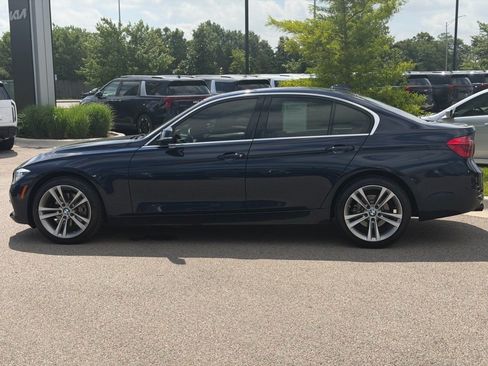 Used 2016 BMW 328i xDrive Sedan AWD/4WD image 3