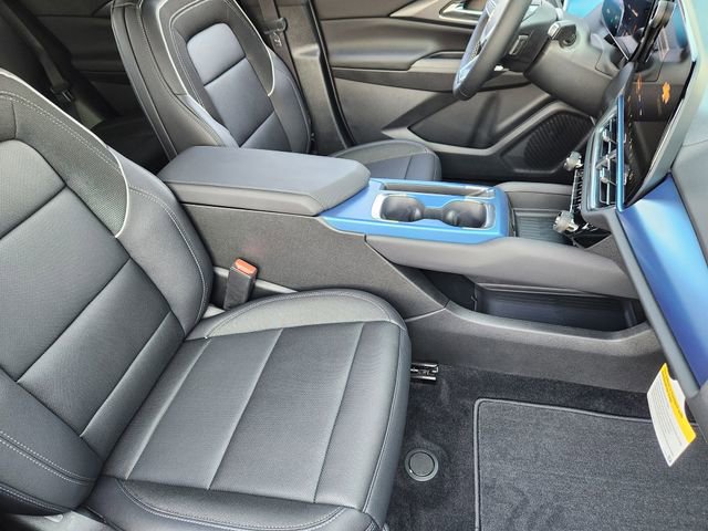 New 2026 Chevrolet Equinox EV LT w/ Convenience Package II FWD image 28