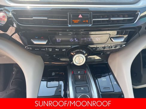 Used 2023 Acura MDX FWD w/ Technology Package image 17