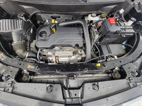 Used 2025 Chevrolet Equinox LT image 9