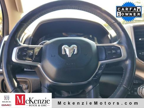 Used 2019 RAM 1500 Laramie AWD/4WD image 11