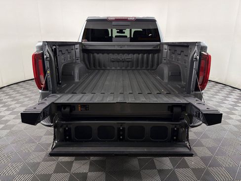Used 2020 GMC Sierra 1500 SLT w/ SLT Premium Plus Package AWD/4WD image 16