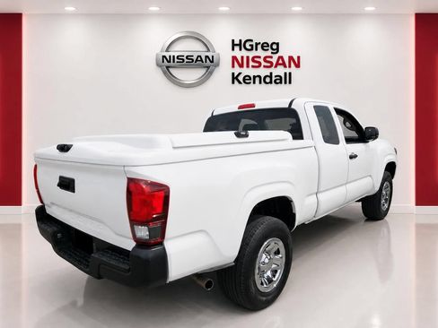 Used 2019 Toyota Tacoma SR RWD image 4