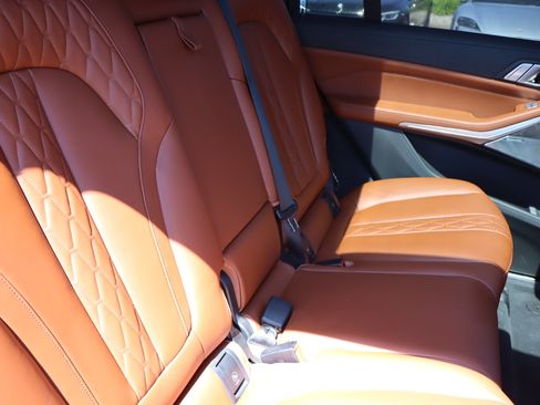 Used 2024 BMW X7 M60i w/ Executive Package AWD/4WD image 30