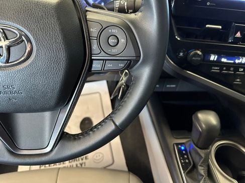 Used 2022 Toyota Camry SE AWD/4WD image 12