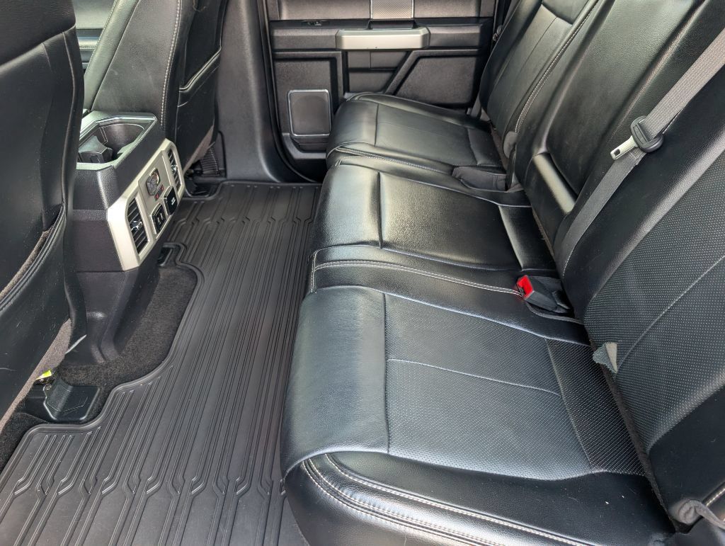 Used 2019 Ford F150 Lariat w/ Equipment Group 502A Luxury AWD/4WD image 9