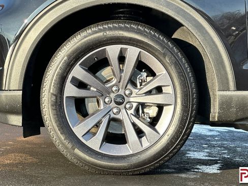 Used 2024 Ford Explorer XLT w/ Equipment Group 202A image 36