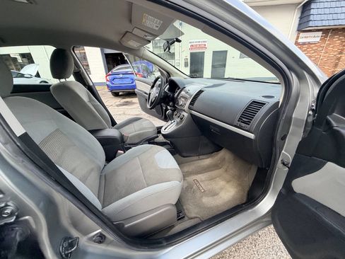 Used 2011 Nissan Sentra 2.0 S FWD image 16