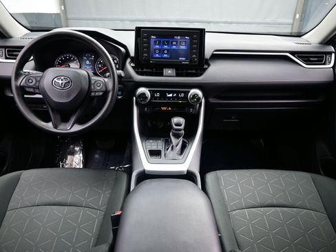 Used 2022 Toyota RAV4 XLE w/ Convenience Package AWD/4WD image 17