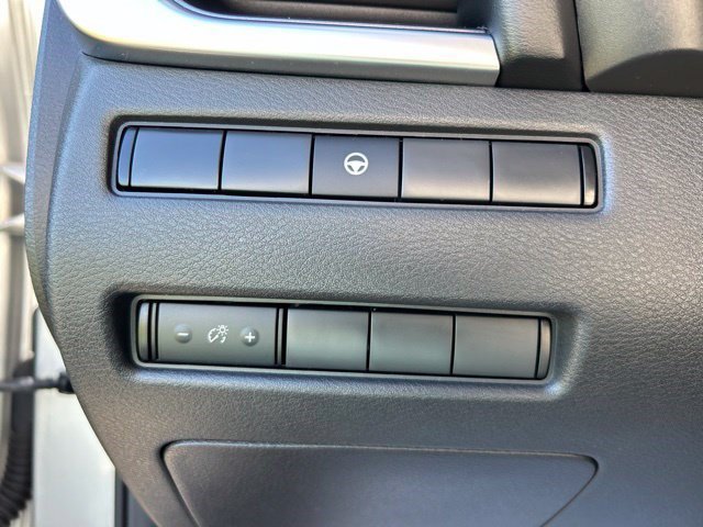 Used 2023 Nissan Rogue SV FWD image 19