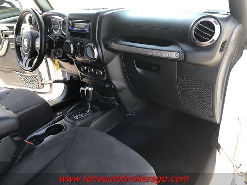Used 2016 Jeep Wrangler Unlimited Sport w/ Quick Order Package 24S AWD/4WD image 22