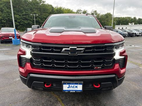 Used 2023 Chevrolet Silverado 1500 LT Trail Boss w/ Convenience Package II AWD/4WD image 2