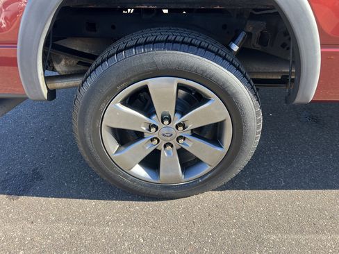 Used 2014 Ford F150 FX4 w/ Equipment Group 402A Luxury image 9