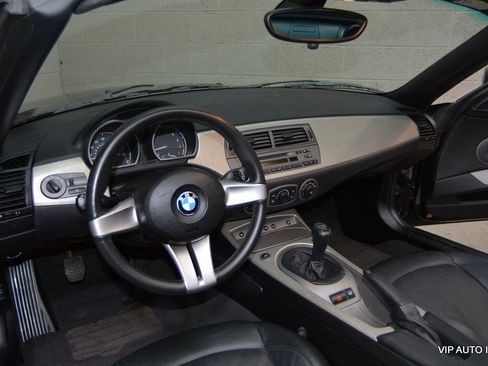 Used 2003 BMW Z4 2.5i image 15