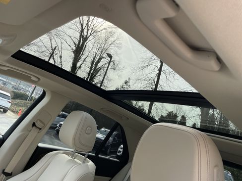 Certified 2023 Mercedes-Benz GLE 450 4MATIC image 21