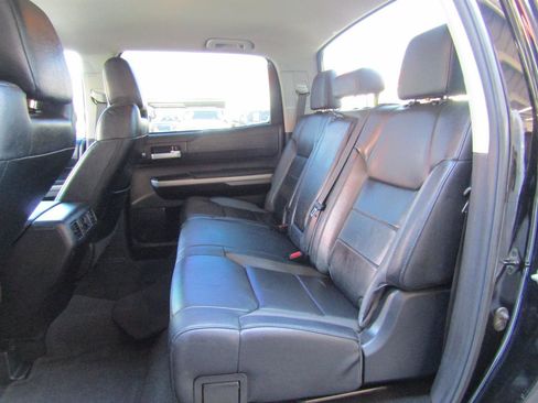 Used 2018 Toyota Tundra Limited w/ Limited Premium Package image 9