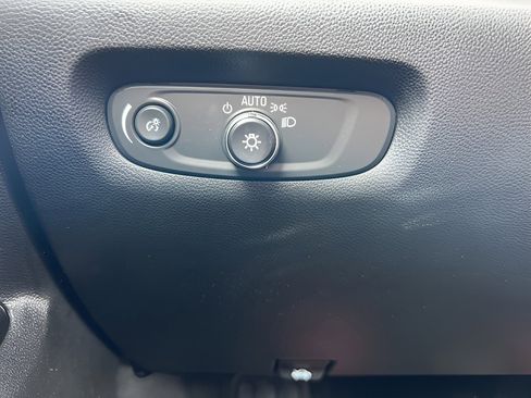 Used 2023 Chevrolet Traverse LT w/ LPO, Floor Liner Package image 24