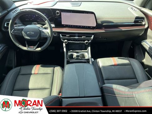 Certified 2024 Chevrolet Traverse RS AWD/4WD image 14