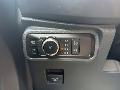Used 2025 Ford Bronco Badlands AWD/4WD image 25