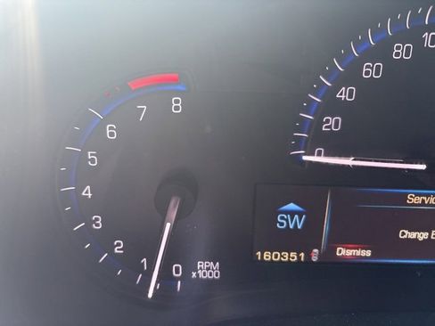 Used 2015 Cadillac XTS Luxury image 25