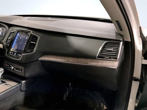 Certified 2022 Volvo XC90 T6 Inscription image 18